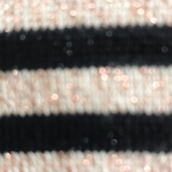 NWT ladies button up cardigan sweater. - Picture 8 of 8